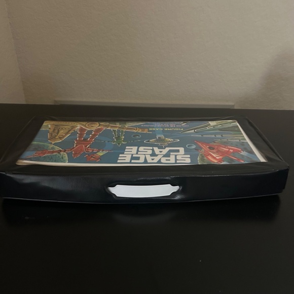 Space Case - Figure Case -Vintage - Picture 12 of 12